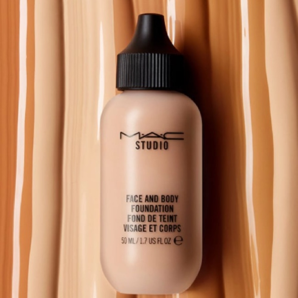 Mac Studio Face and Body Foundation